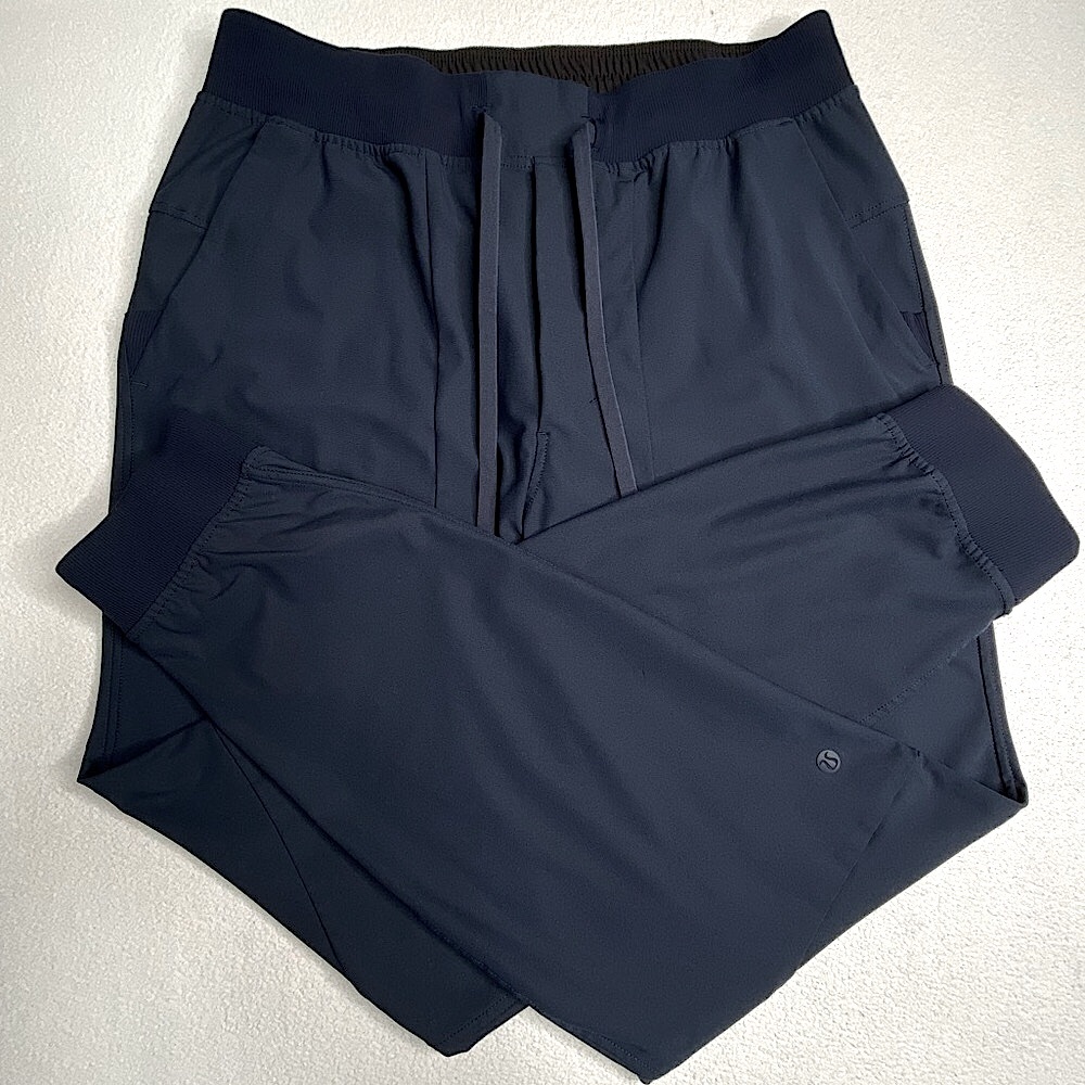 Lululemon ABC Jogger *Warpstreme
True Navy Men’s Size (L) - Picture 3 of 16